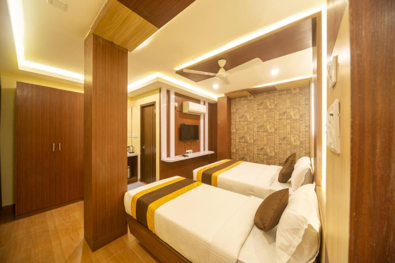 Hotel Rich Inn Chennai Esterno foto