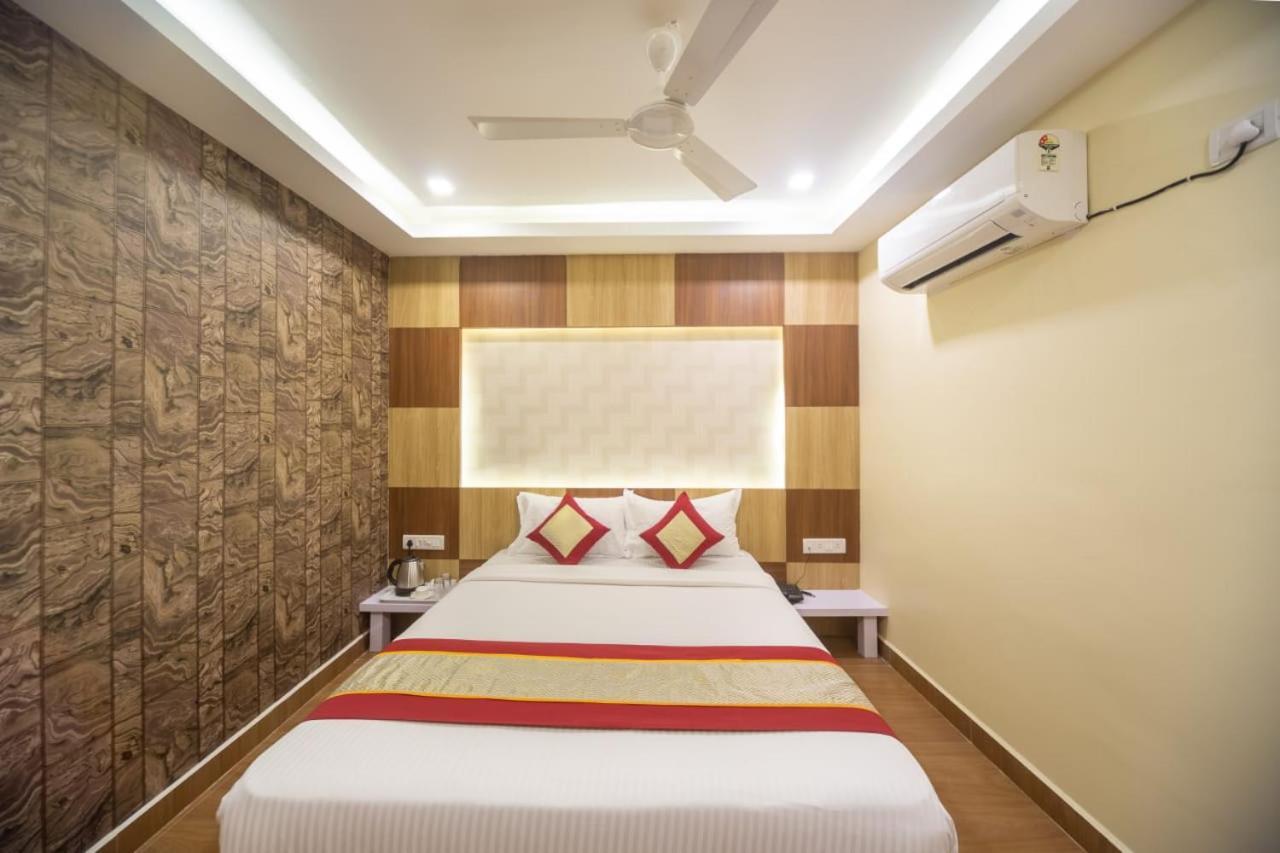 Hotel Rich Inn Chennai Esterno foto