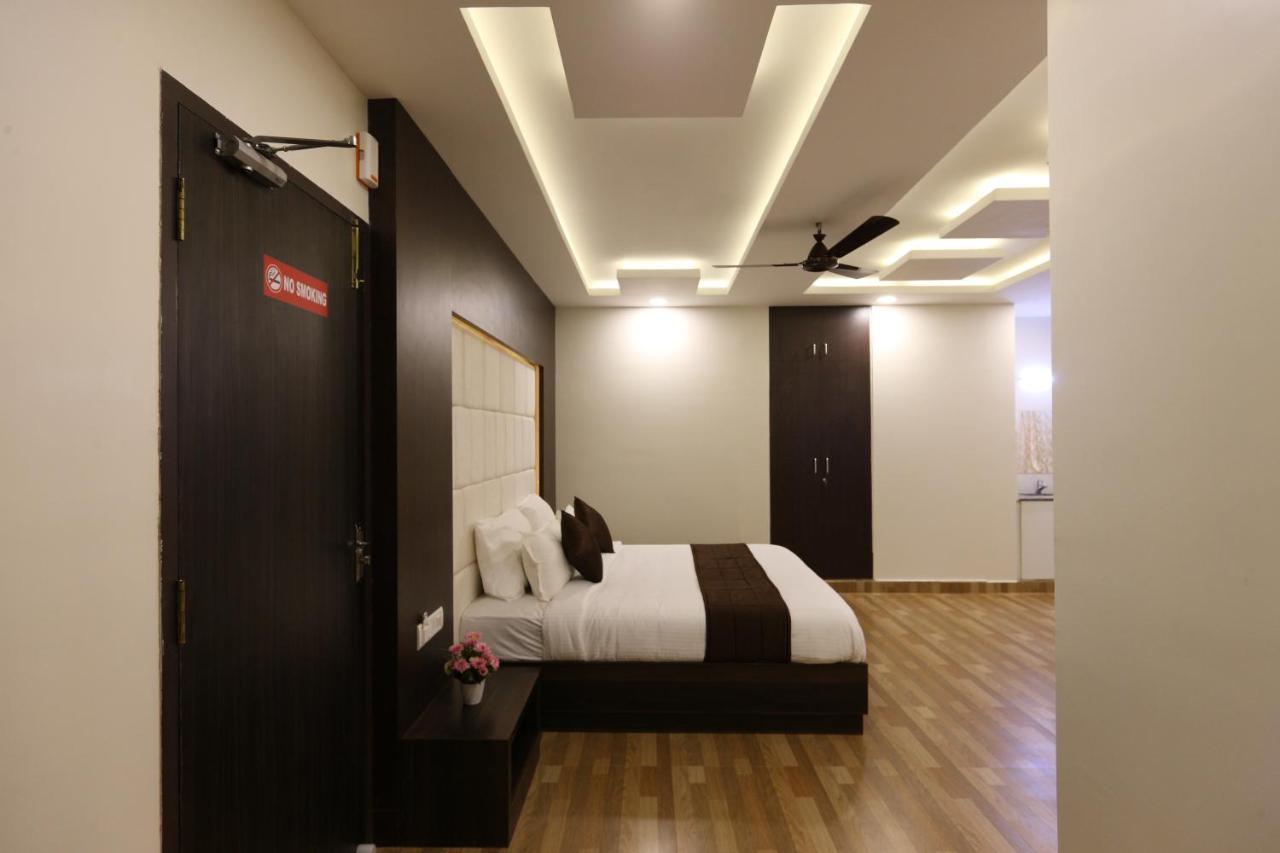 Hotel Rich Inn Chennai Esterno foto